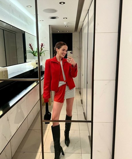Zoey Deutch スター 裸 写真