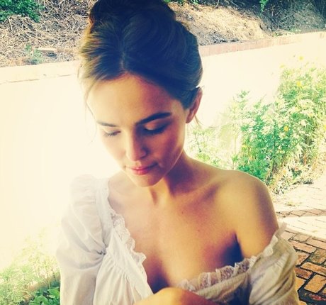 Zoey Deutch スターセックス 画像