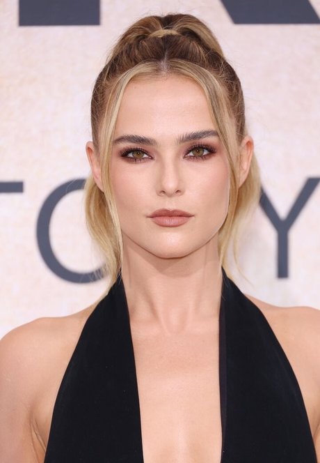 Zoey Deutch 無料のスター 写真