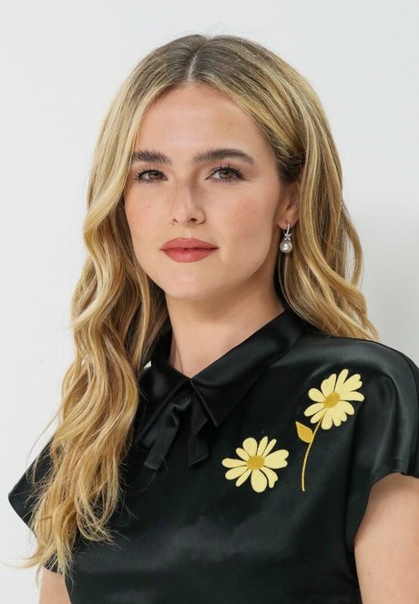 Zoey Deutch スター 画像