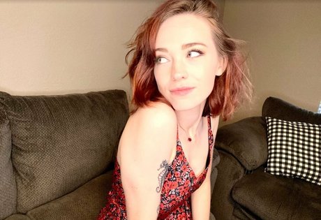 Zoeybrooks アダルトスター 写真