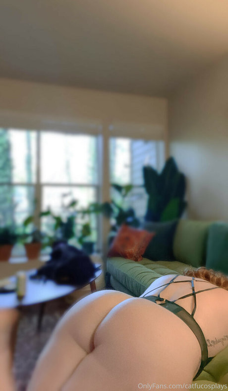 ZoeCatfu ポルノ女優 画像