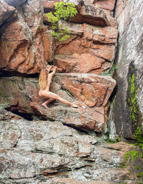 zoebytheriverfree 高品質のポルノスター アーカイブ