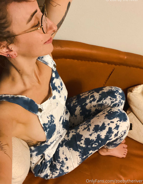 zoebytheriverfree 美しいスター 写真