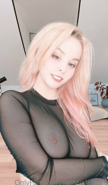 公共の場での猫のOnlyFans ホットヌード ギャラリー