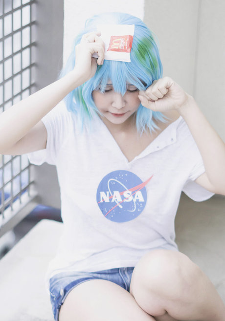 ぽっちゃりブロンドOnlyFans 美しいヌード 写真