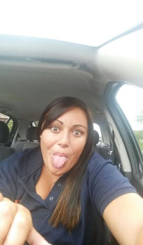 18歳のOnlyFans 美しい 写真