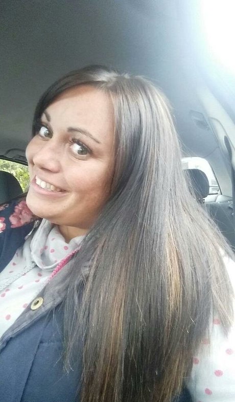 BBW JoJo Exotic 可愛いモデル 写真