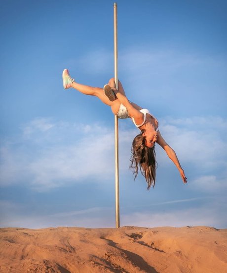 大学のOnlyFans ホットポルノ 画像