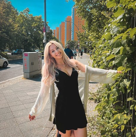 黒髪の熟女OnlyFans 無料ポルノ 写真