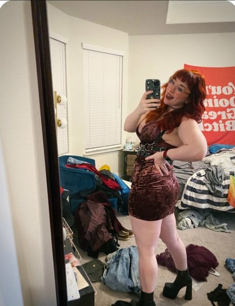 Koolysmiley 無料のポルノスター 写真