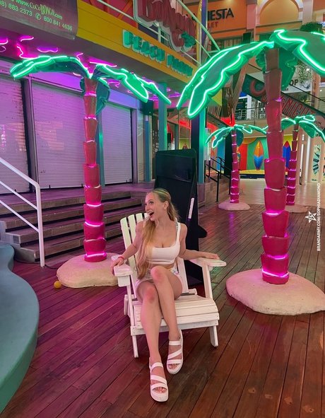 Sophia Diamond 美しいスター 写真