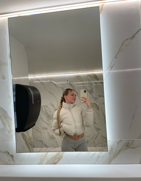 大学のOnlyFans 無料ポルノ 画像