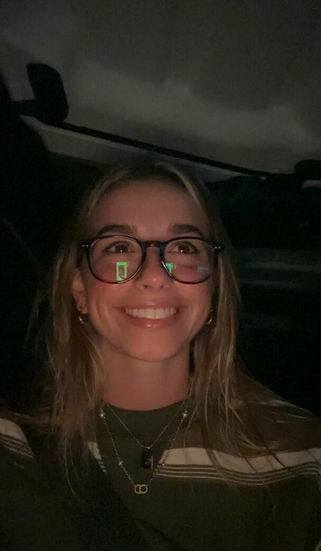 Sadie Mckenna アダルトスター 写真