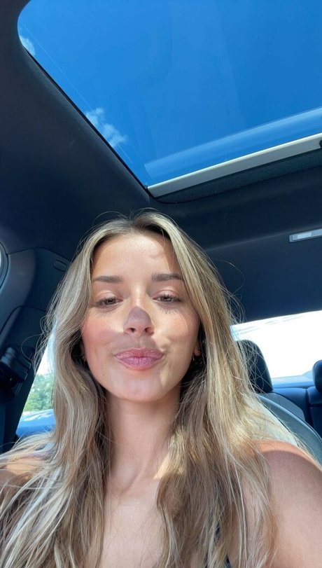 興奮した熟女OnlyFans セクシー裸 ギャラリー