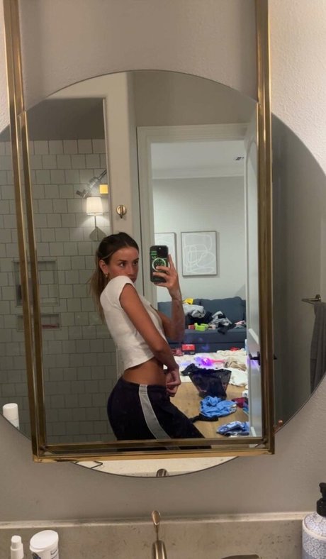 Sadie Mckenna スター ヌード 写真