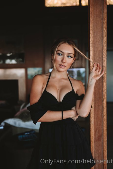 黒檀の小人OnlyFans 美しいヌード 写真