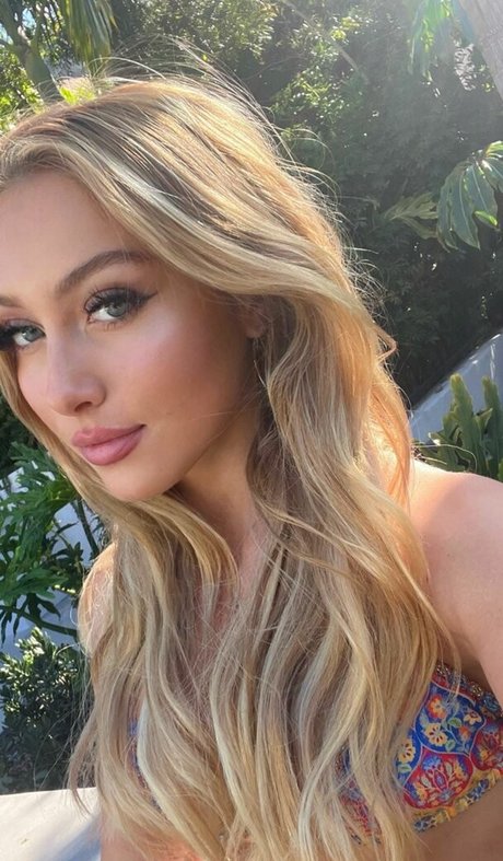 シシーオンリーファンズ セクシーヌード 画像