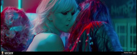 Charlize Theron トップポルノスター 画像