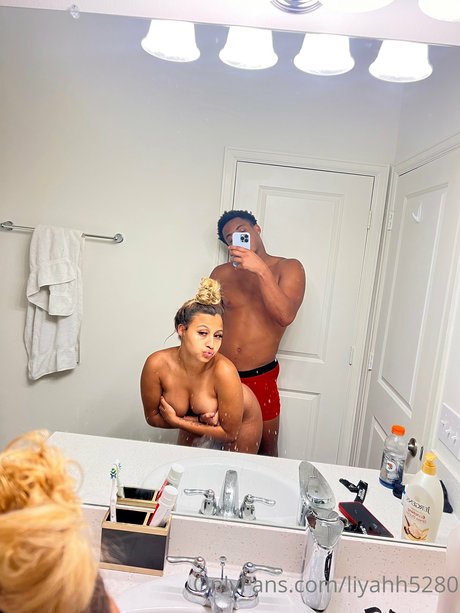 Aaliyah Duggan 素敵なポルノスター 画像