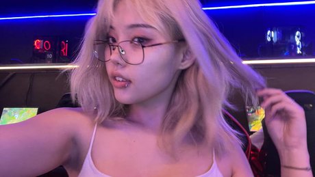 Baby jeyy__jenny sweety_ エロティックモデル 写真