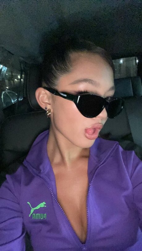 Lilychee 可愛いモデル 写真