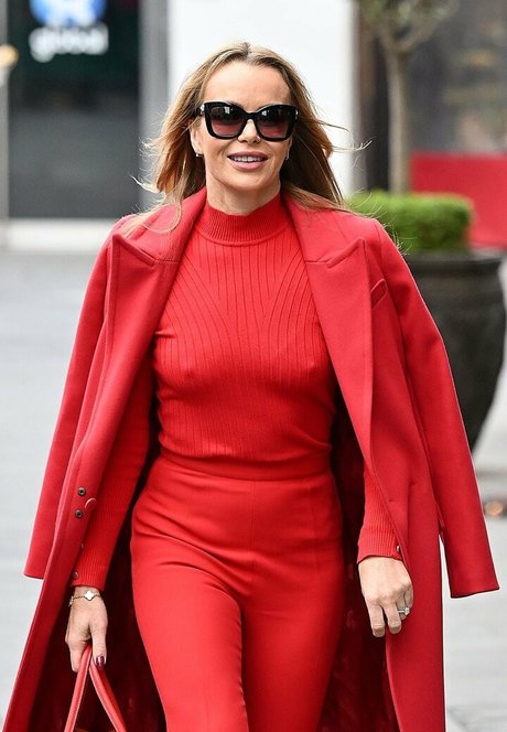 美しいアジアのOnlyFans ホットxxx ギャラリー