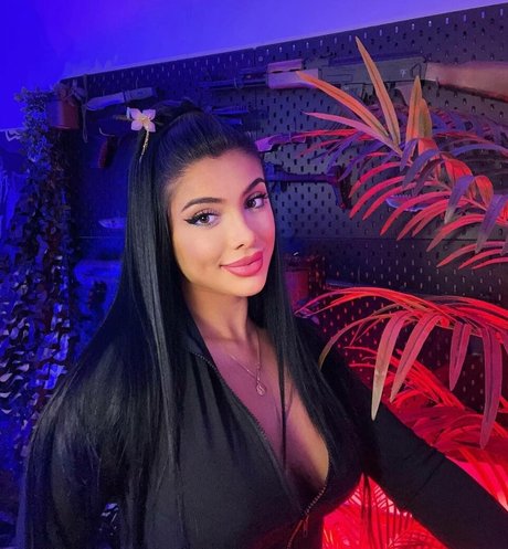 Julia Bayonetta 完璧なスター 写真