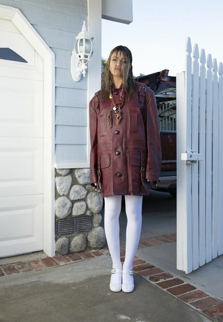 Madison Bailey ヌードモデル 写真