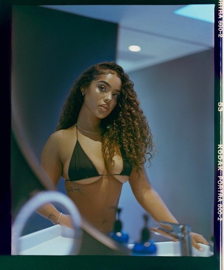 Malaika Terry ホット女優 画像