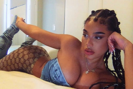 Malaika Terry セックスポルノスター ギャラリー