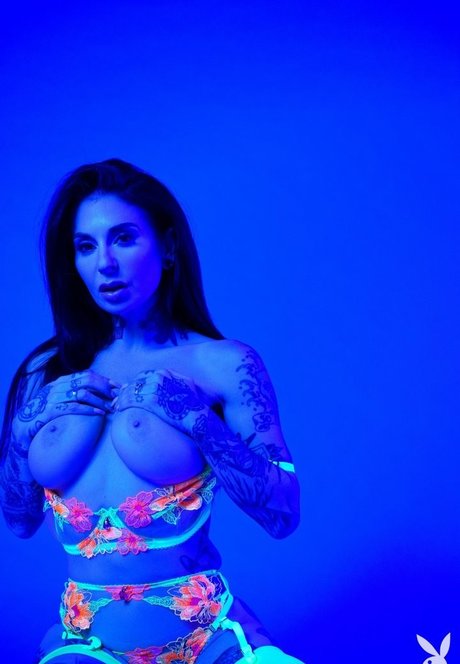 ティーンのおっぱいOnlyFans ヌード 画像