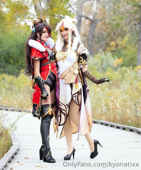 Kyonatix ポルノスター ヌード アーカイブ