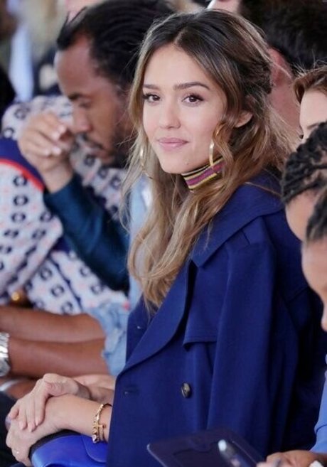 マッサージ動画 OnlyFans ヌード 写真