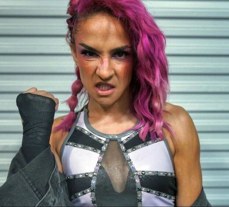 ゲイの若いOnlyFans セクシー アーカイブ