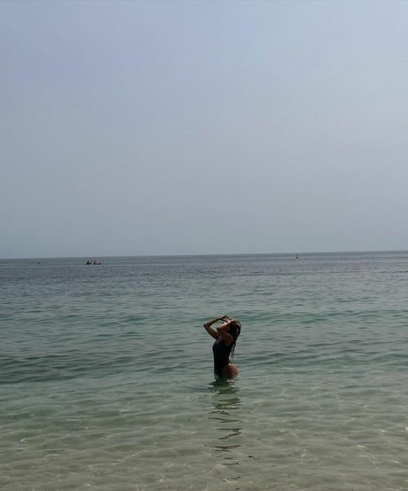 シーメールランジェリーOnlyFans パーフェクト 画像