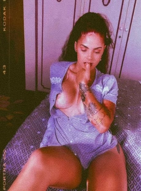 Amanda Miury セクシーモデル 写真