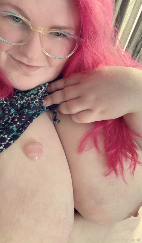 mrsapple 独占女優 写真