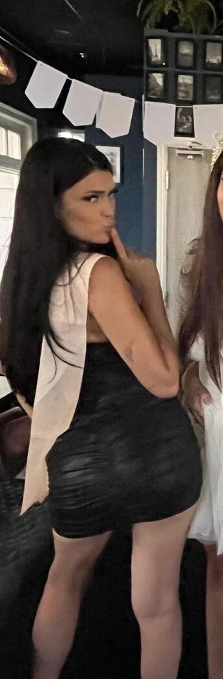 大きな黒い猫OnlyFans アートxxx 画像