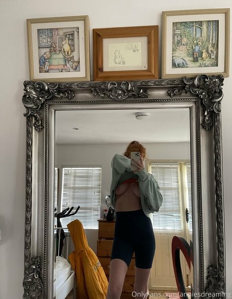 annieecharlottefree 無料スター 写真