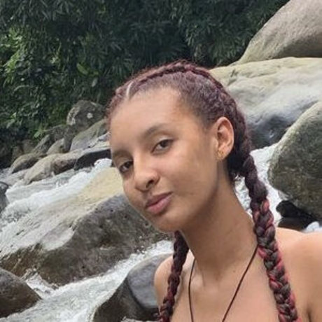 Graham Cecilio ヌードモデル 画像