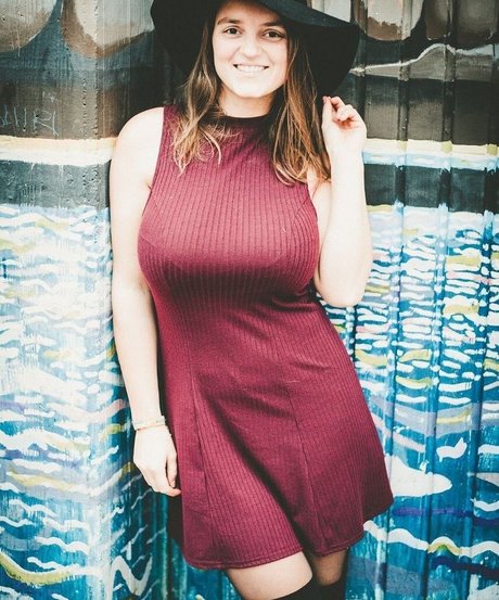 silvi silvilein ヌードのポルノスター 写真