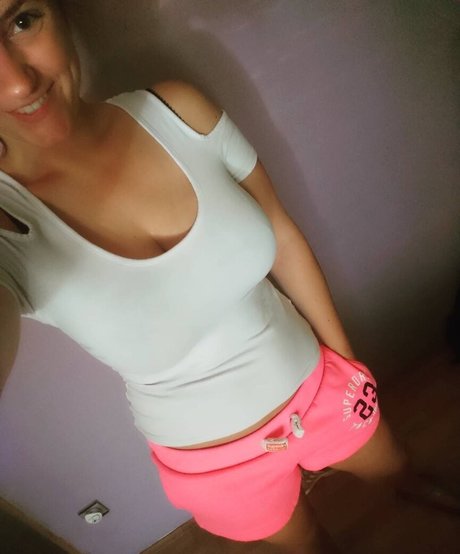 アジアのティーンオンリーファン ホット裸 写真