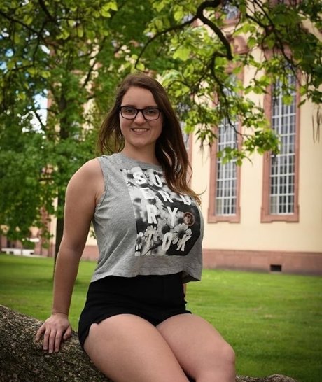 silvi silvilein ヌードモデル 写真