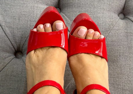 エモオンリーファン ホットセクシー 画像