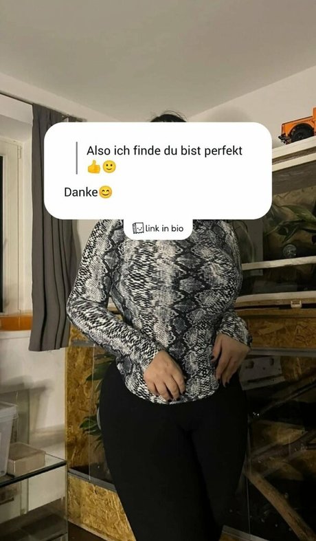 thethreeheadedsnake ホットなポルノスター ギャラリー