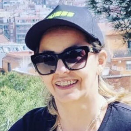 おばあちゃんの巨乳OnlyFans アート裸 ギャラリー