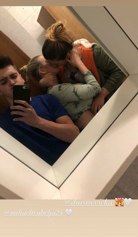 コメディアンのOnlyFans ポルノ 画像