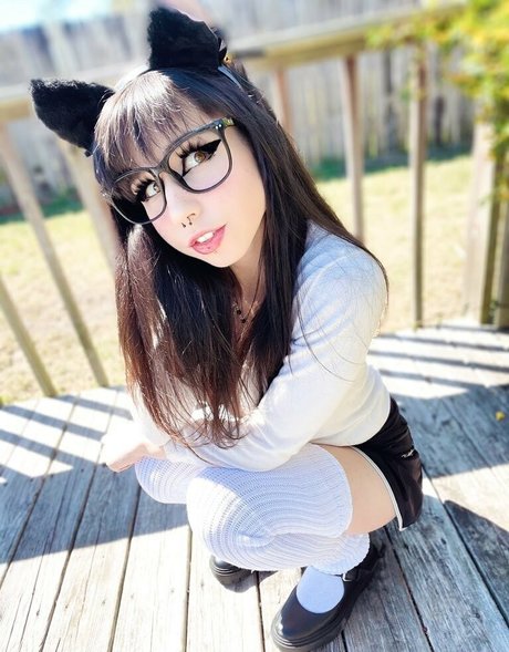 アナルパウグオンリーファンズ ヌード 画像