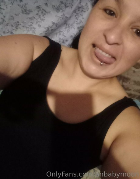 anbabymoon エロティックなポルノスター 画像